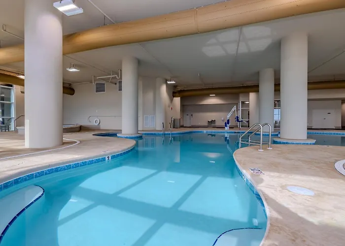Phoenix Gulf Towers 1105