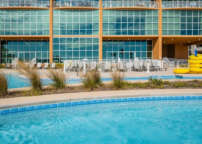 Phoenix Gulf Towers 1105 Apartment